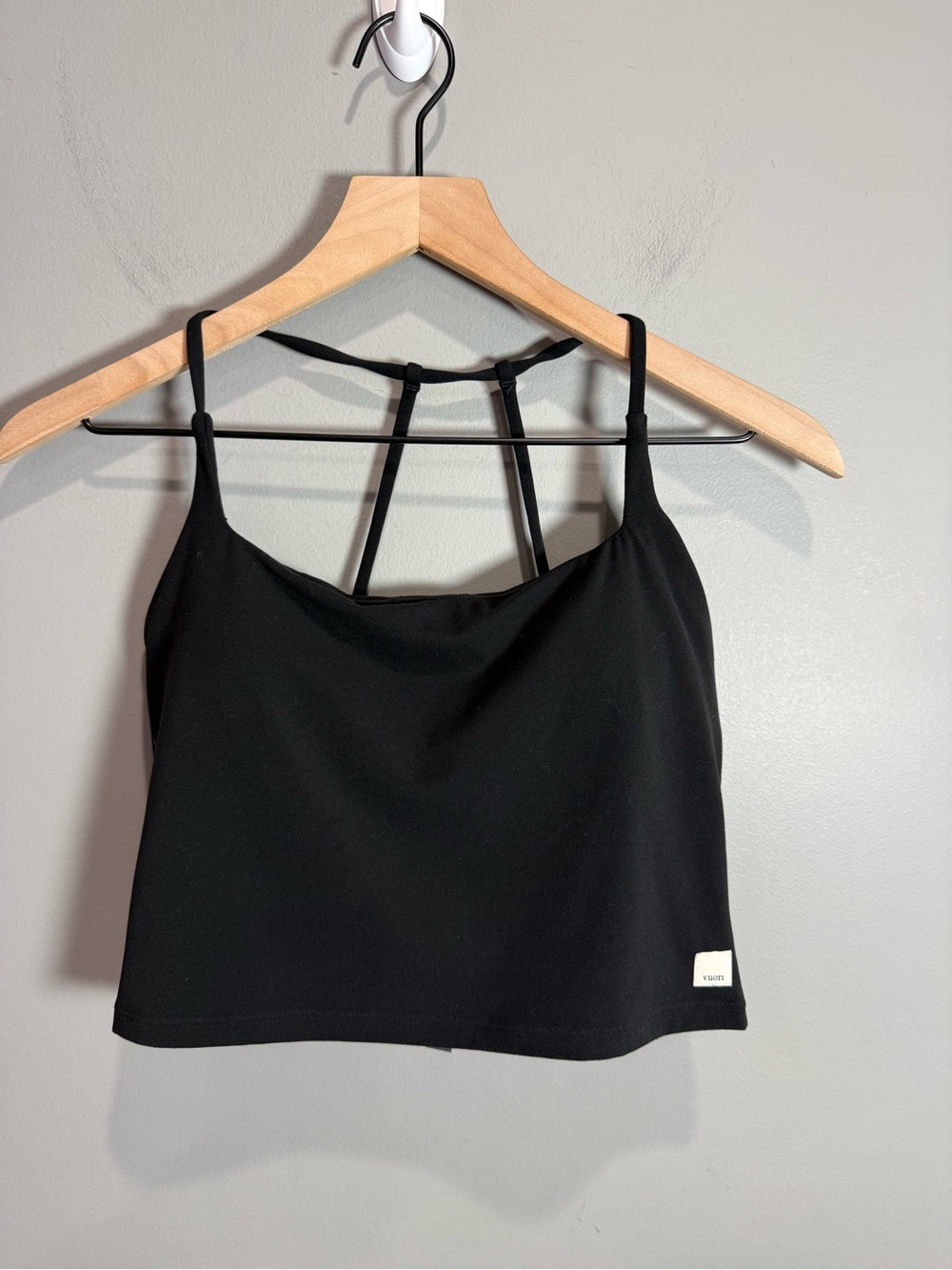 Vuori AllTheFeels Strappy Back Tank Black Size M BlissBlend